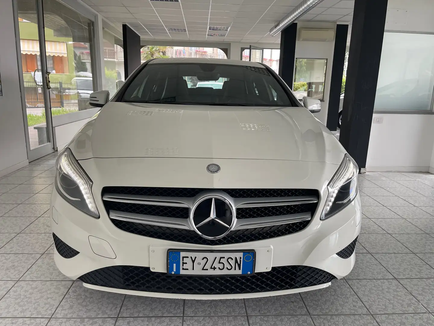 Mercedes-Benz A 180 (be) Sport Blanco - 2