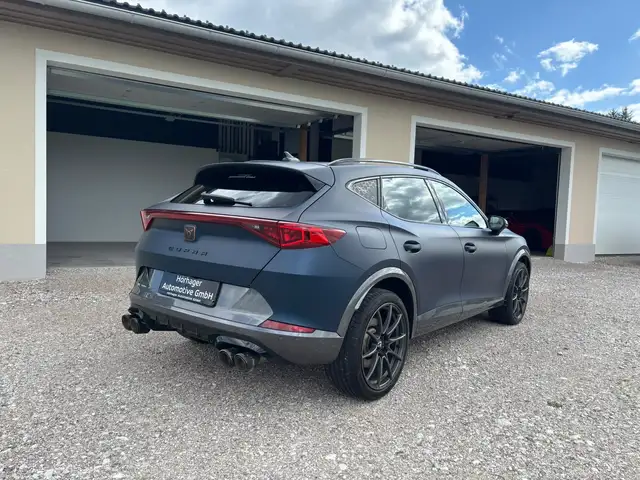 Cupra Formentor view 8