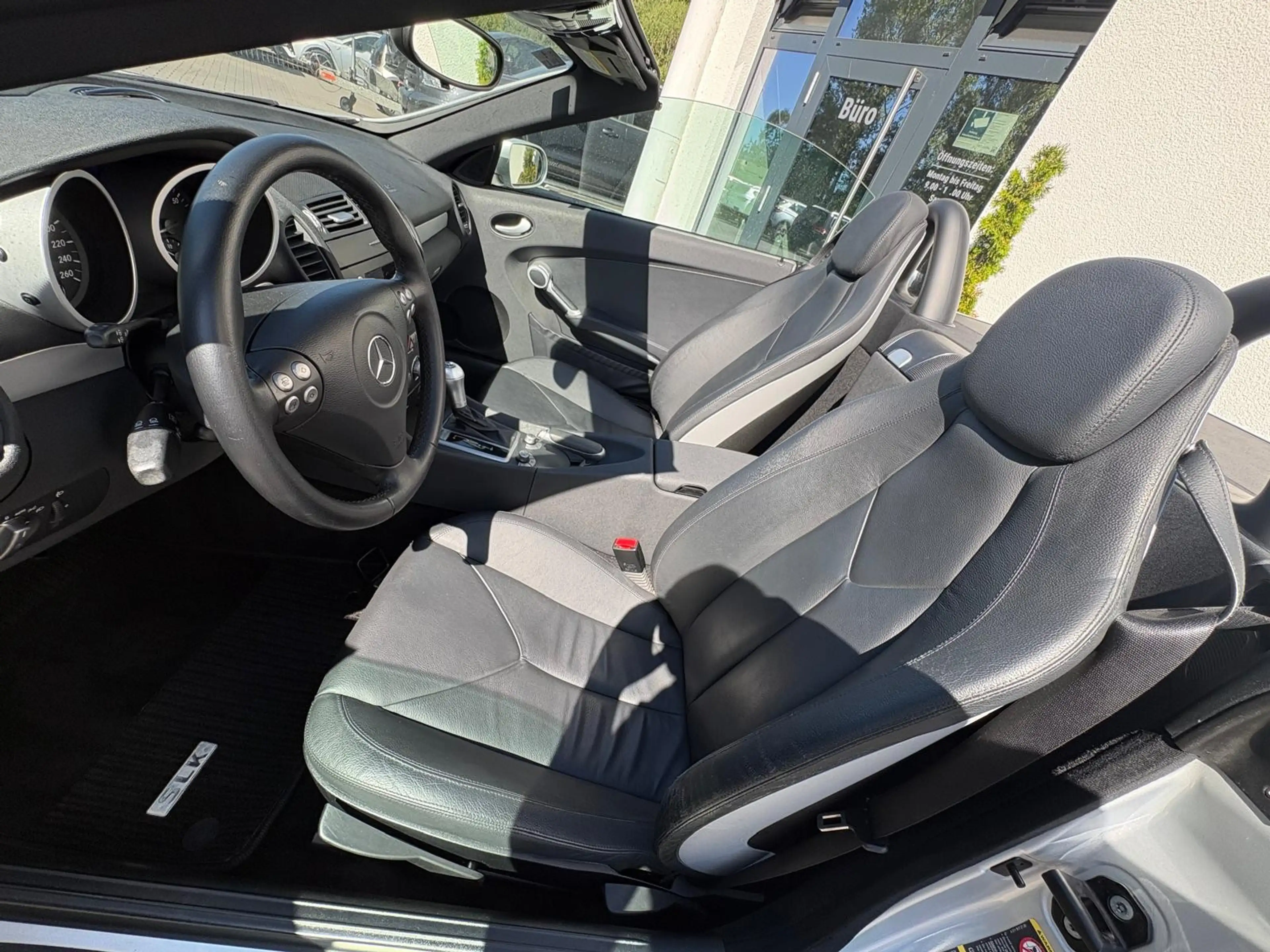 Mercedes-Benz SLK 200 — photo 7