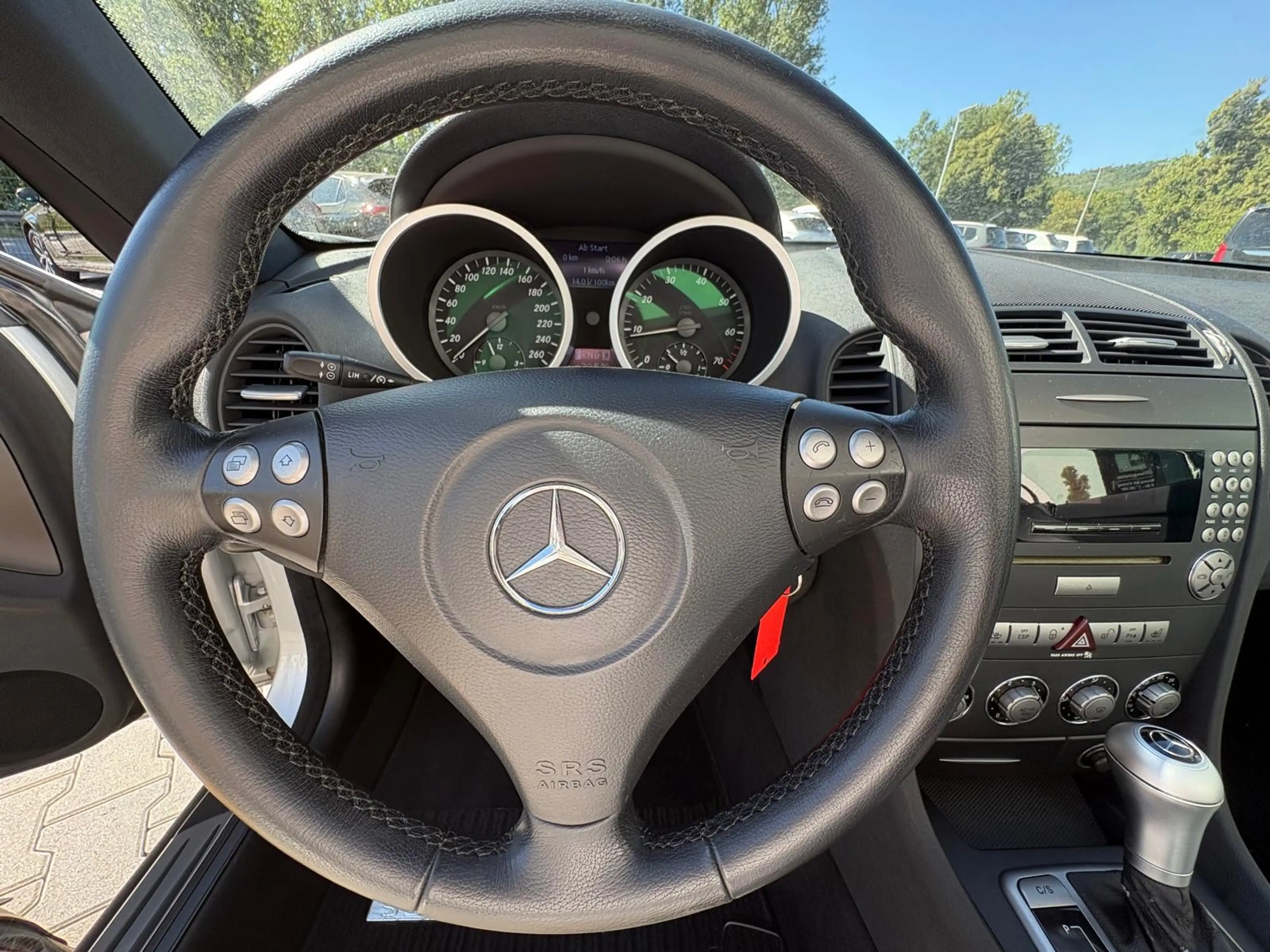 Mercedes-Benz SLK 200 — photo 6