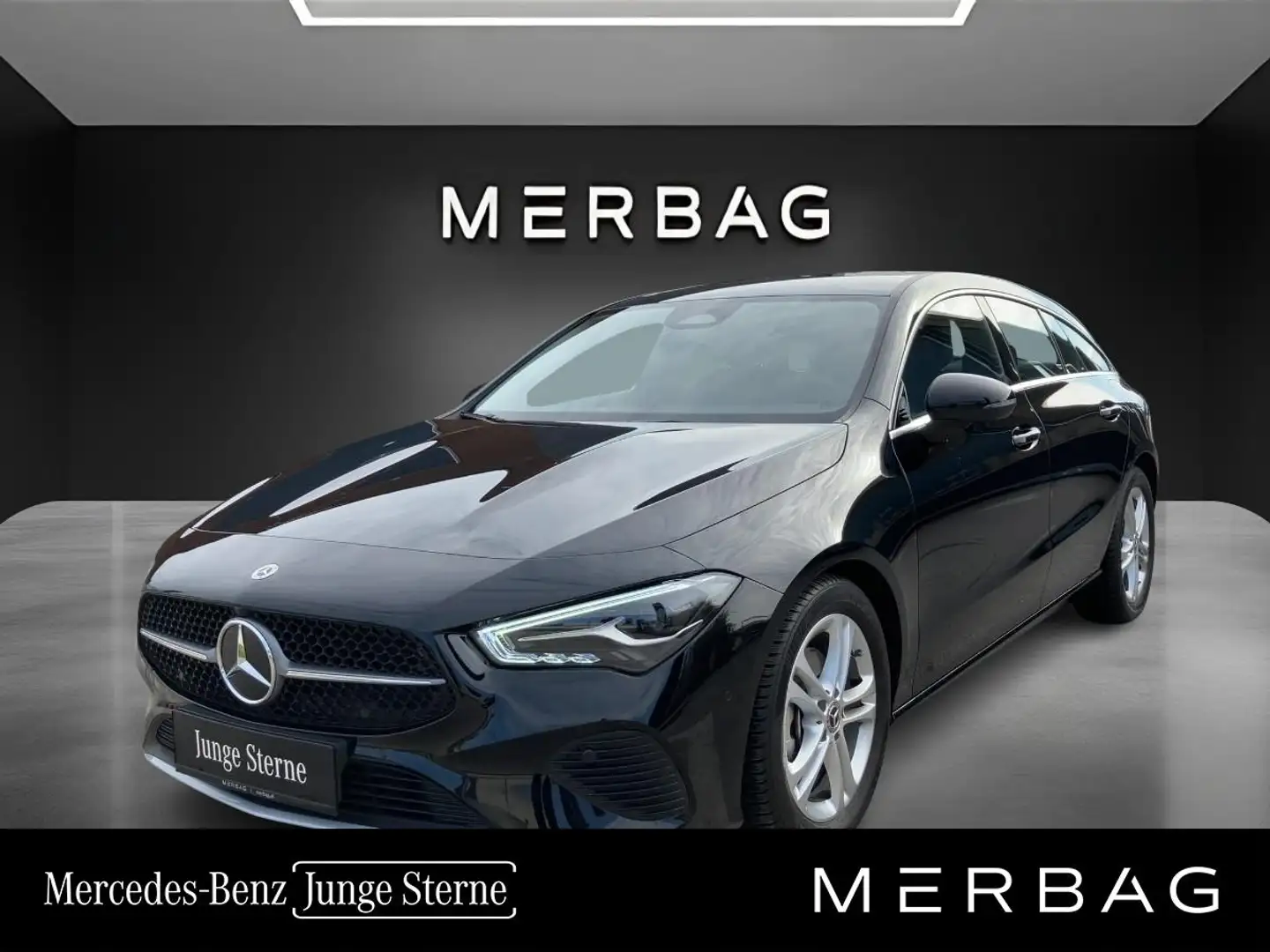 Mercedes-Benz CLA 180 d Shooting Brake Österreich-Edtion Zwart - 1