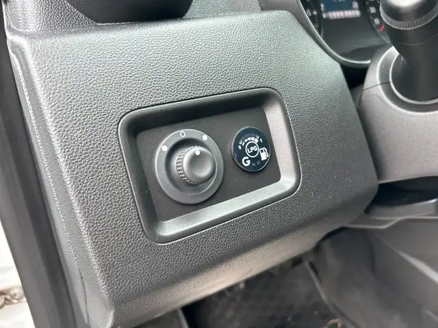 Dacia Duster view 13