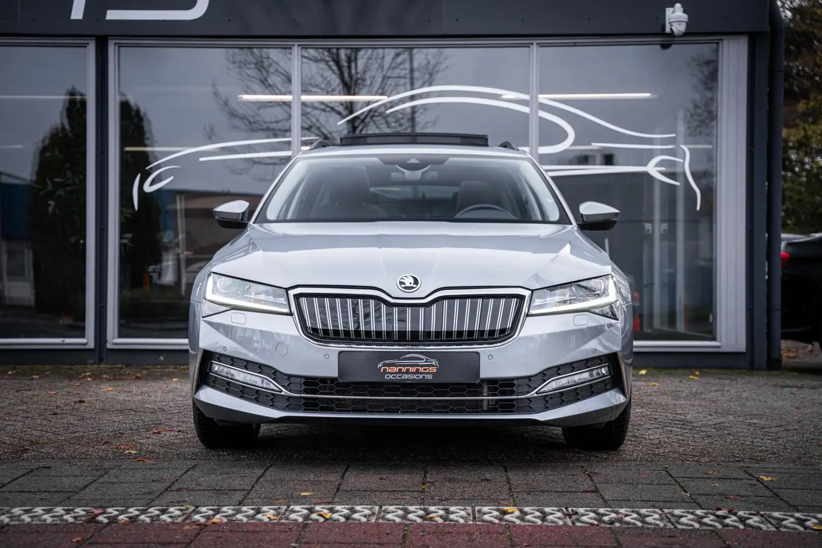 Skoda Superb Combi 1.4 TSI iV Business Edition Plus|Pano|Carpla Gris - 2