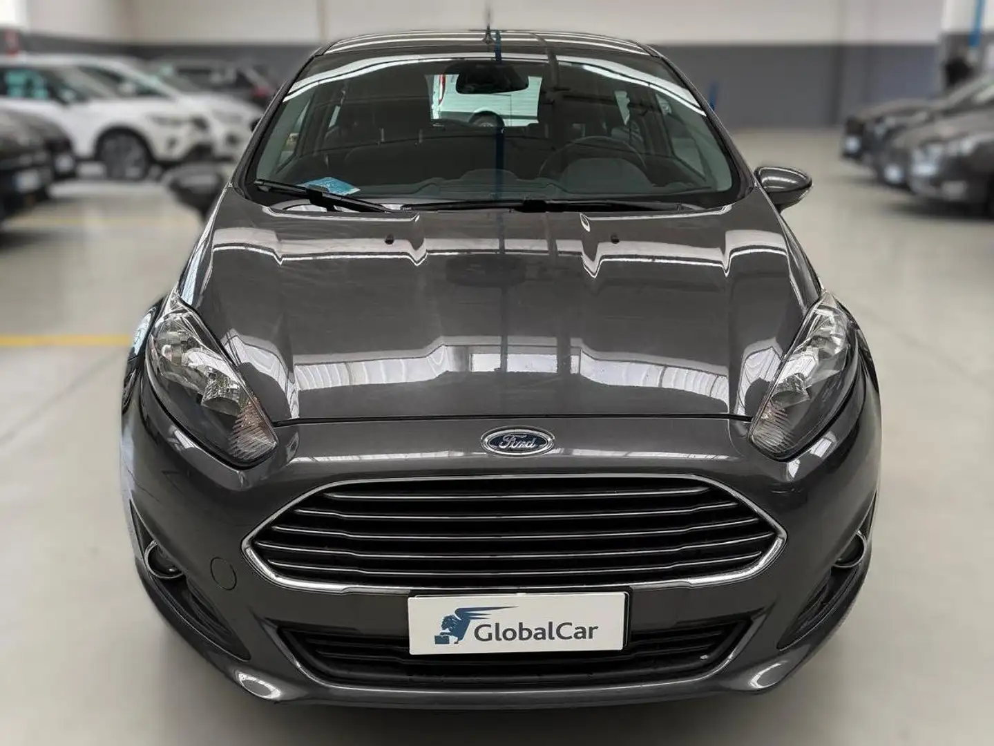 Ford Fiesta Fiesta VI 2013 5p 1.5 tdci Titanium 75cv E6 Gri - 2