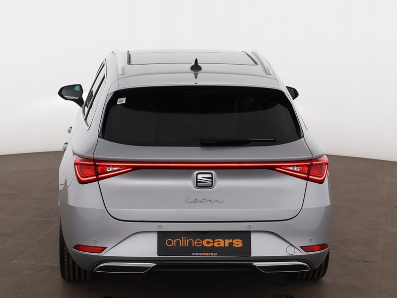 SEAT Leon ST 2.0 TDI Xcellence Plus Aut LED SKY AHK — photo 7