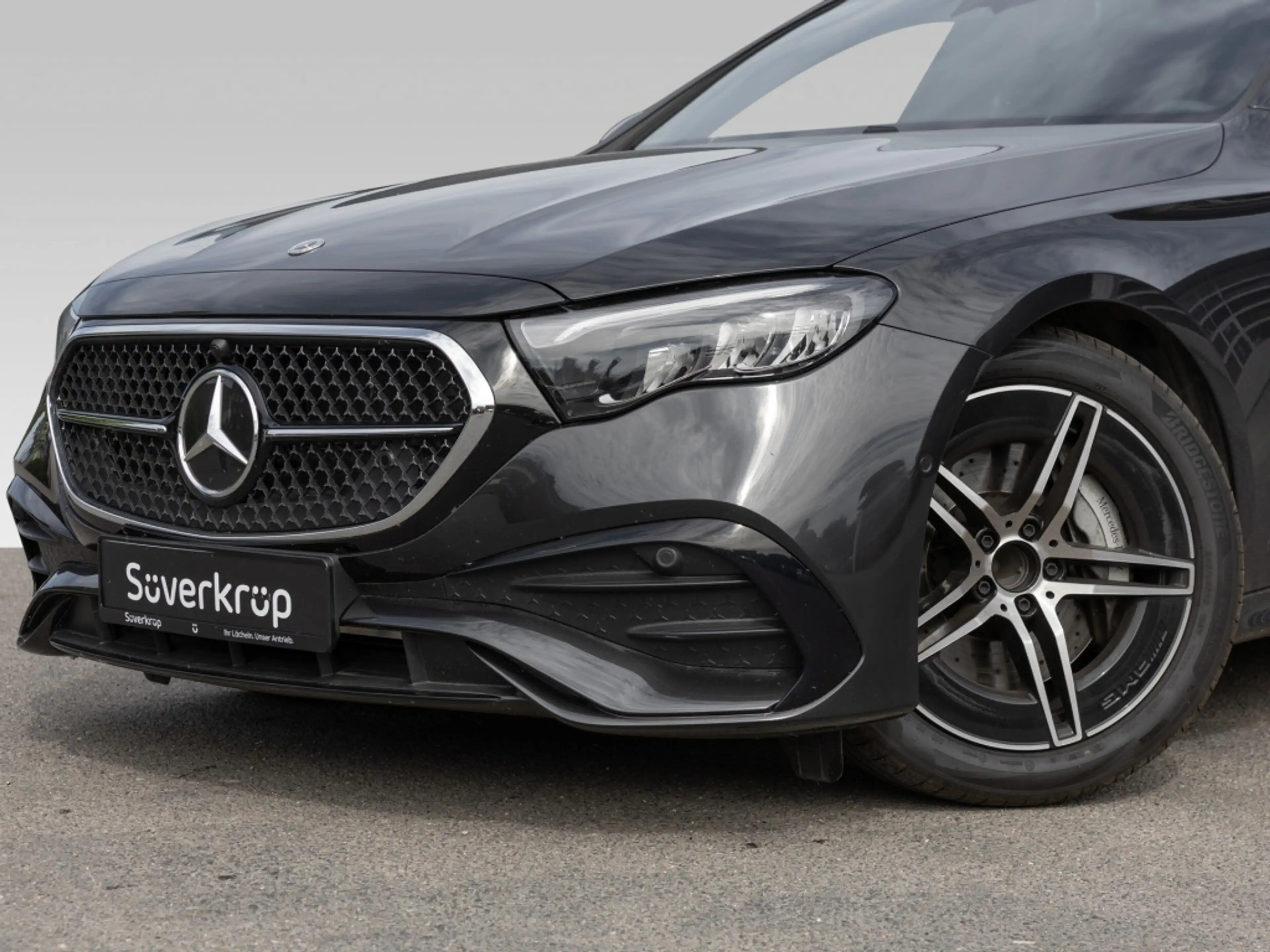 Mercedes-Benz E 220 T d , AMG NIGHT AHK DISTR KAMERA PANO SPUR — photo 5