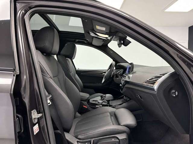 BMW X3 — photo 12