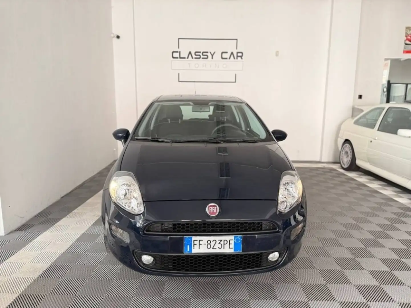 Fiat Punto 1.2 69cv Street 5 porte Euro 6 Синій - 2