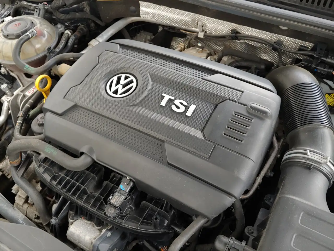 Volkswagen Jetta photo Volkswagen Jetta