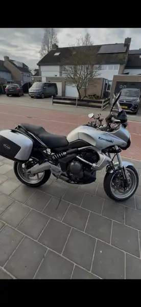 Kawasaki VERSYS 650 - foto 4