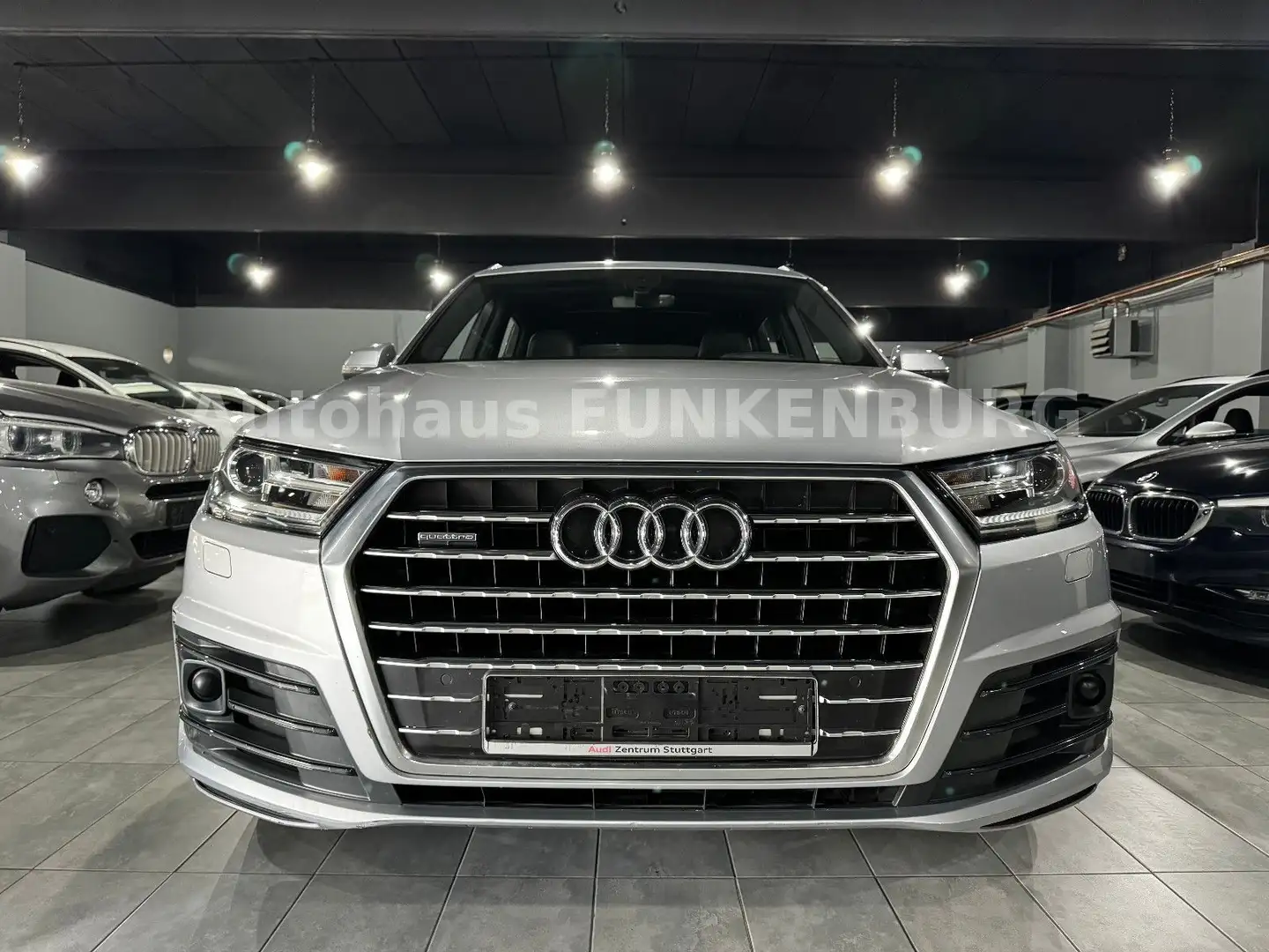 Audi Q7 3.0 TDI S-Line/7-SITZ/PANO/HUD/ACC/BOSE/STHZ Gümüş rengi - 2