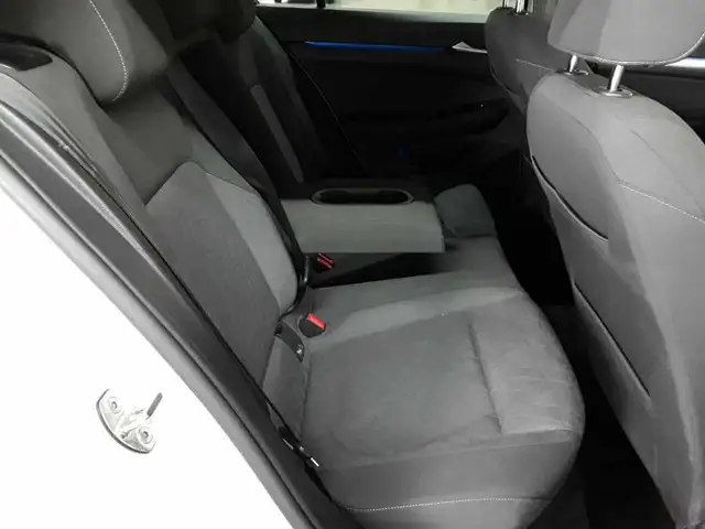 Volkswagen Golf view 14