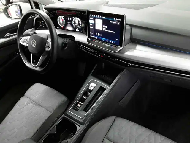 Volkswagen Golf view 9