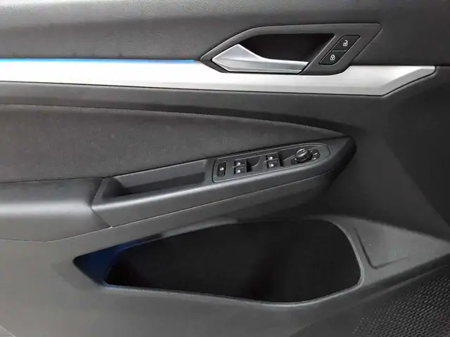 Volkswagen Golf view 17