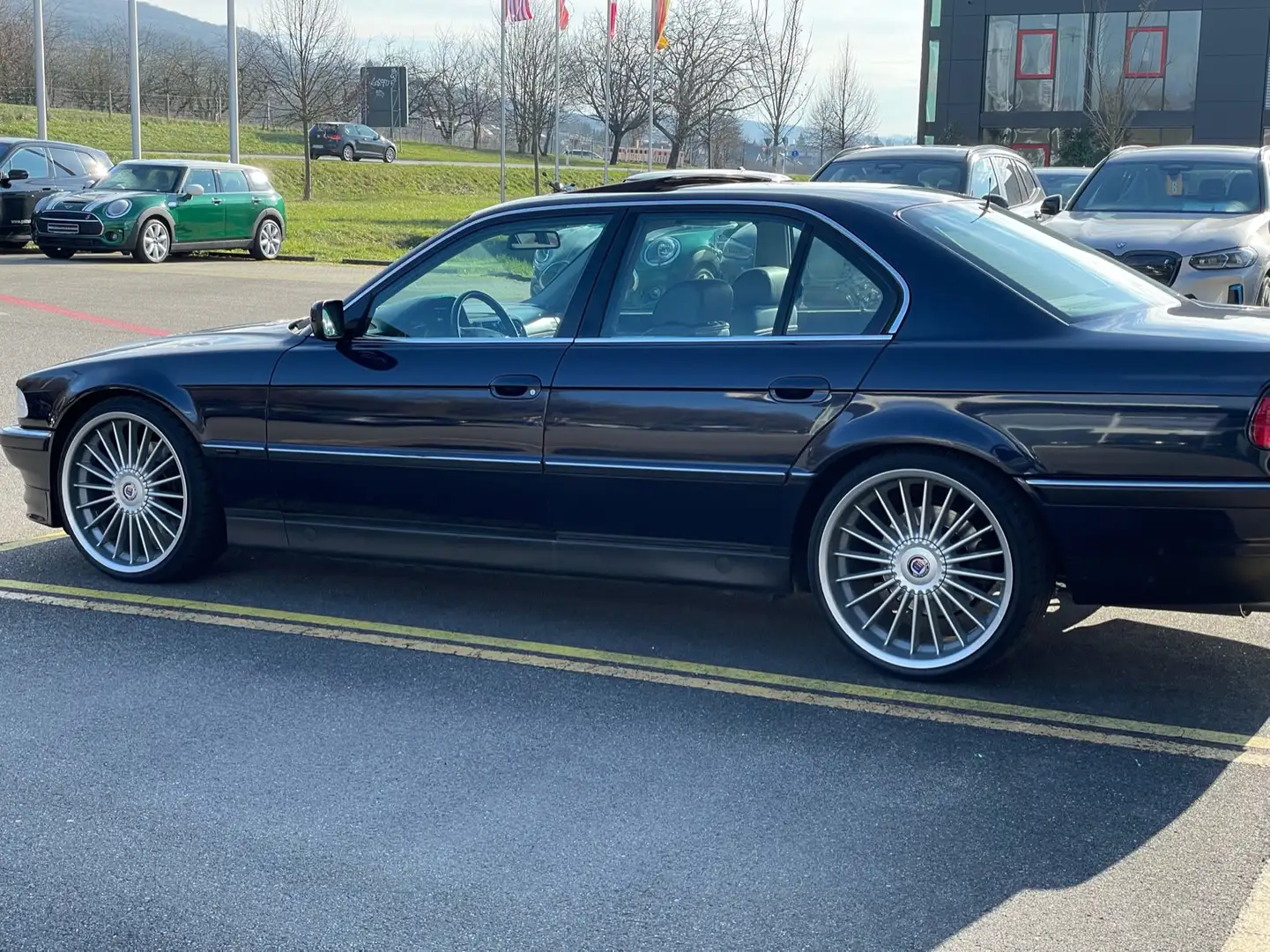 BMW 750 750i Blue - 2
