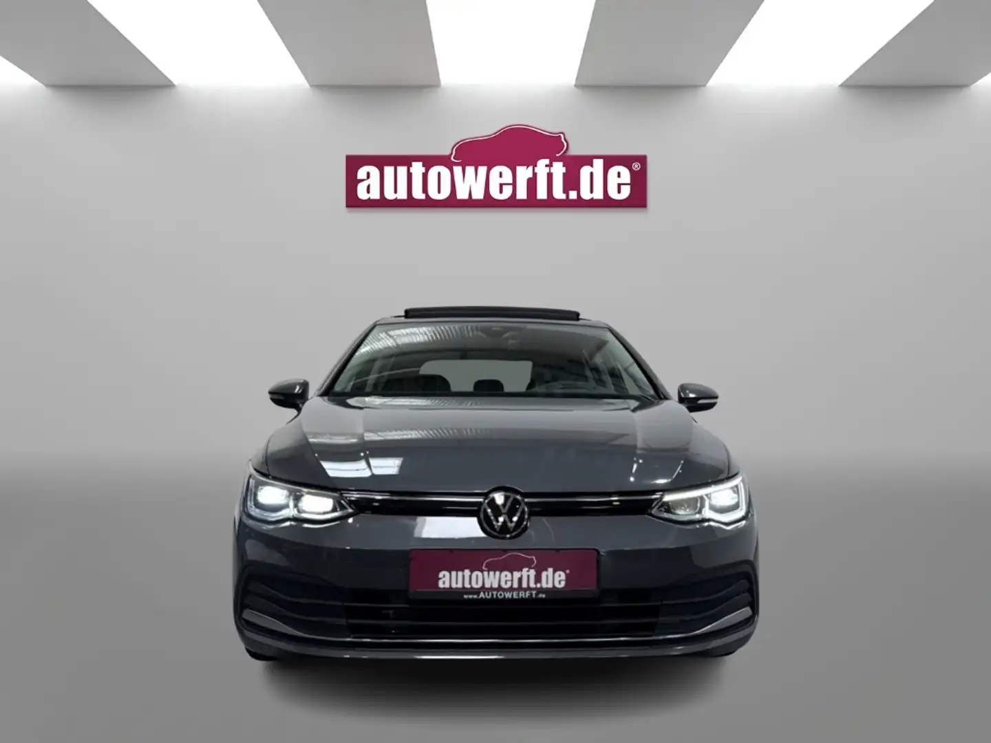 Volkswagen Golf 8 2.0 TDI DSG ACTIVE PANO AHK CAM HUP MATRIX NAVI Grau - 2