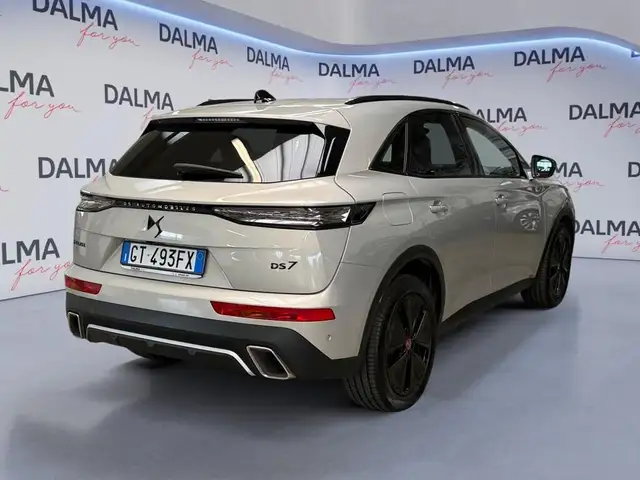 DS Automobiles DS 7 Crossback view 5