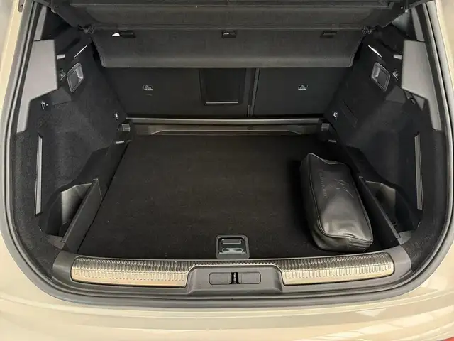 DS Automobiles DS 7 Crossback view 15