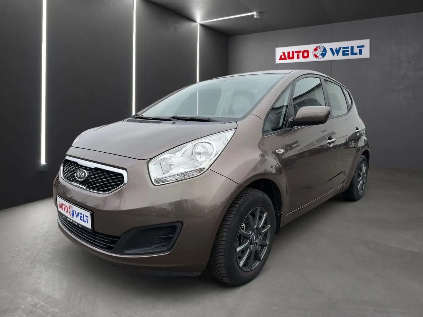 Kia Venga 1.4 Attract Klima USB AUX Tagfahrlicht Brun - 1