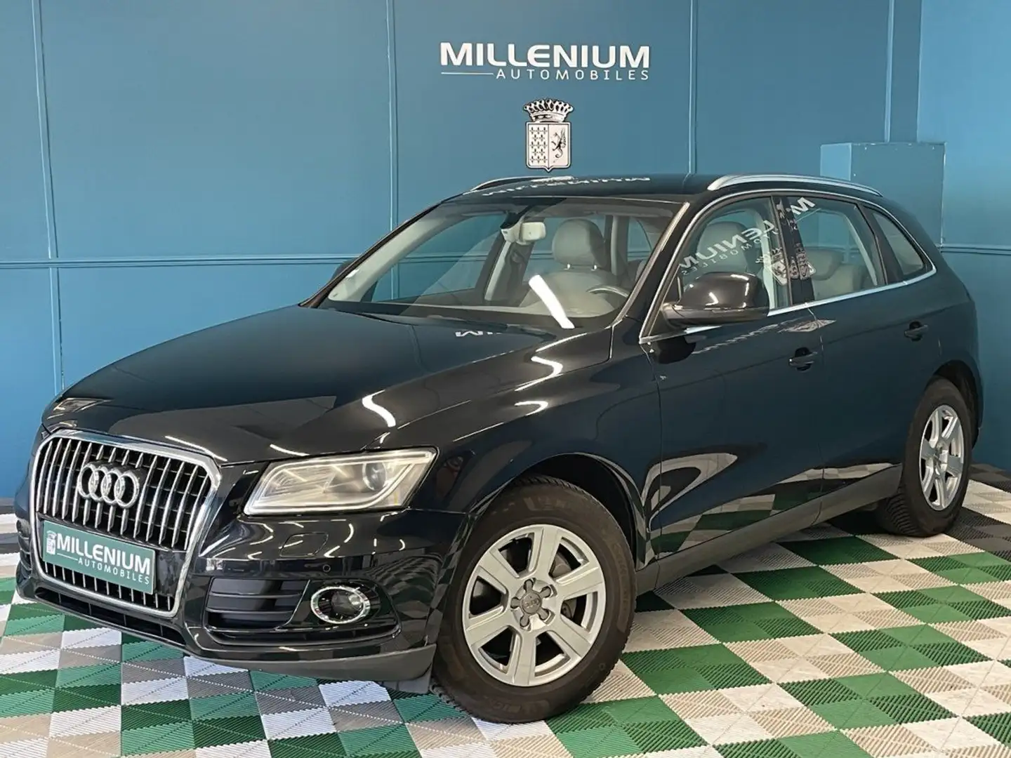Audi Q5 2.0 TDI 150CH FAP AMBIENTE Noir - 1