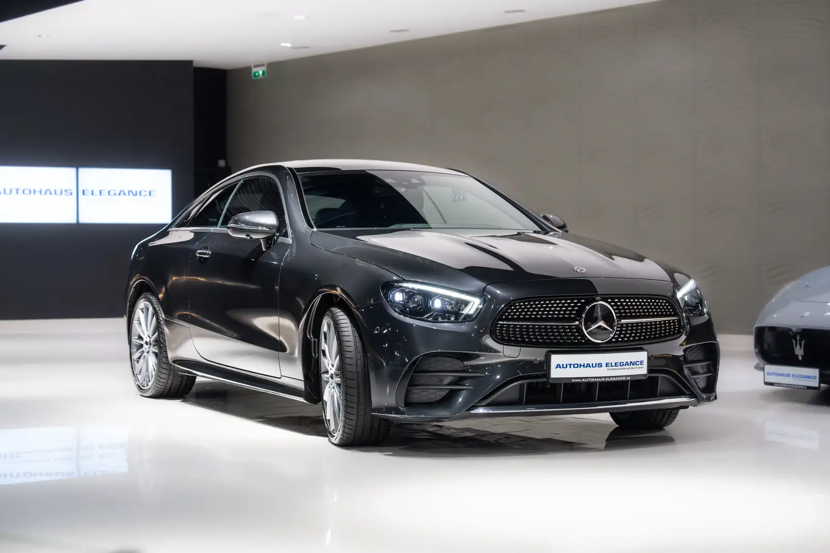 Mercedes-Benz E 450 Coupe 4Matic*AMG-LINE*360*BURMESTER*LEDER* Gris - 2