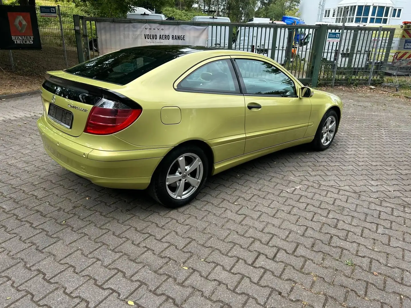 Mercedes-Benz C 180 C -Klasse Sportcoupe C 180 Kompressor Green - 2