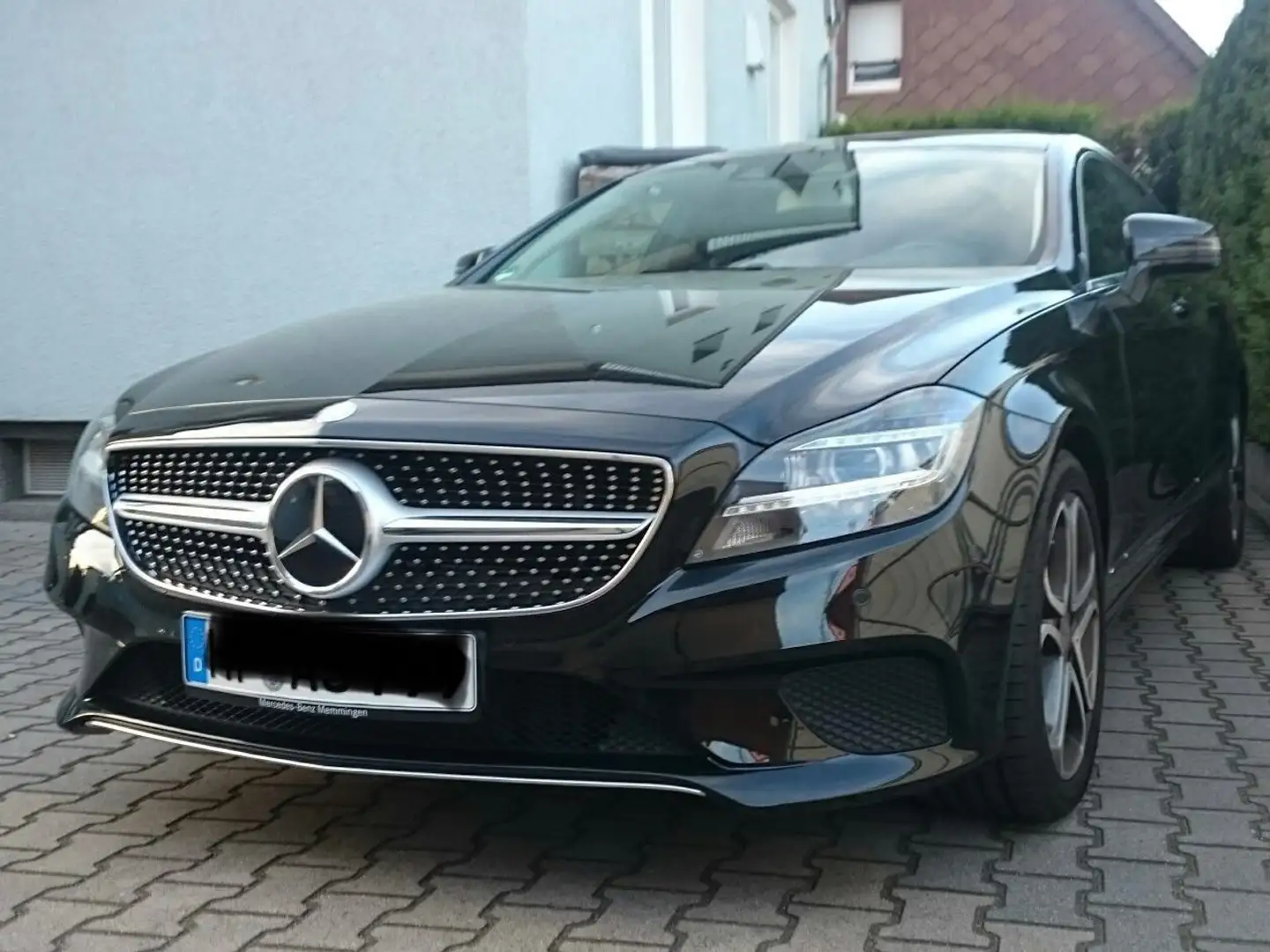 Mercedes-Benz CLS 220 Shooting Brake Distronic-Plus HarmanKardon Чорний - 1
