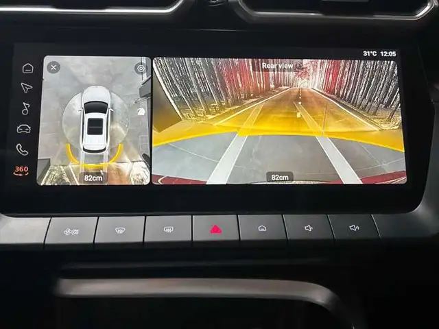 MG ZS view 12
