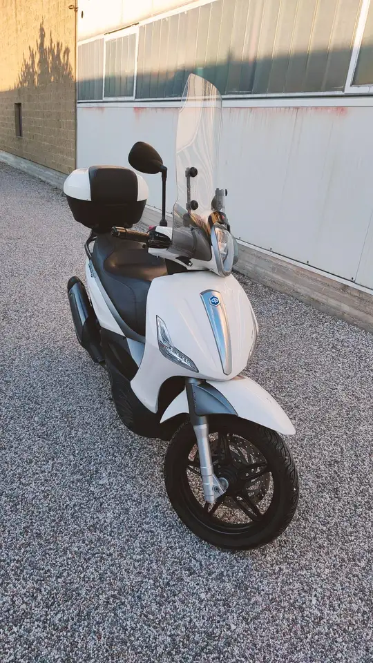 Piaggio Beverly 350
