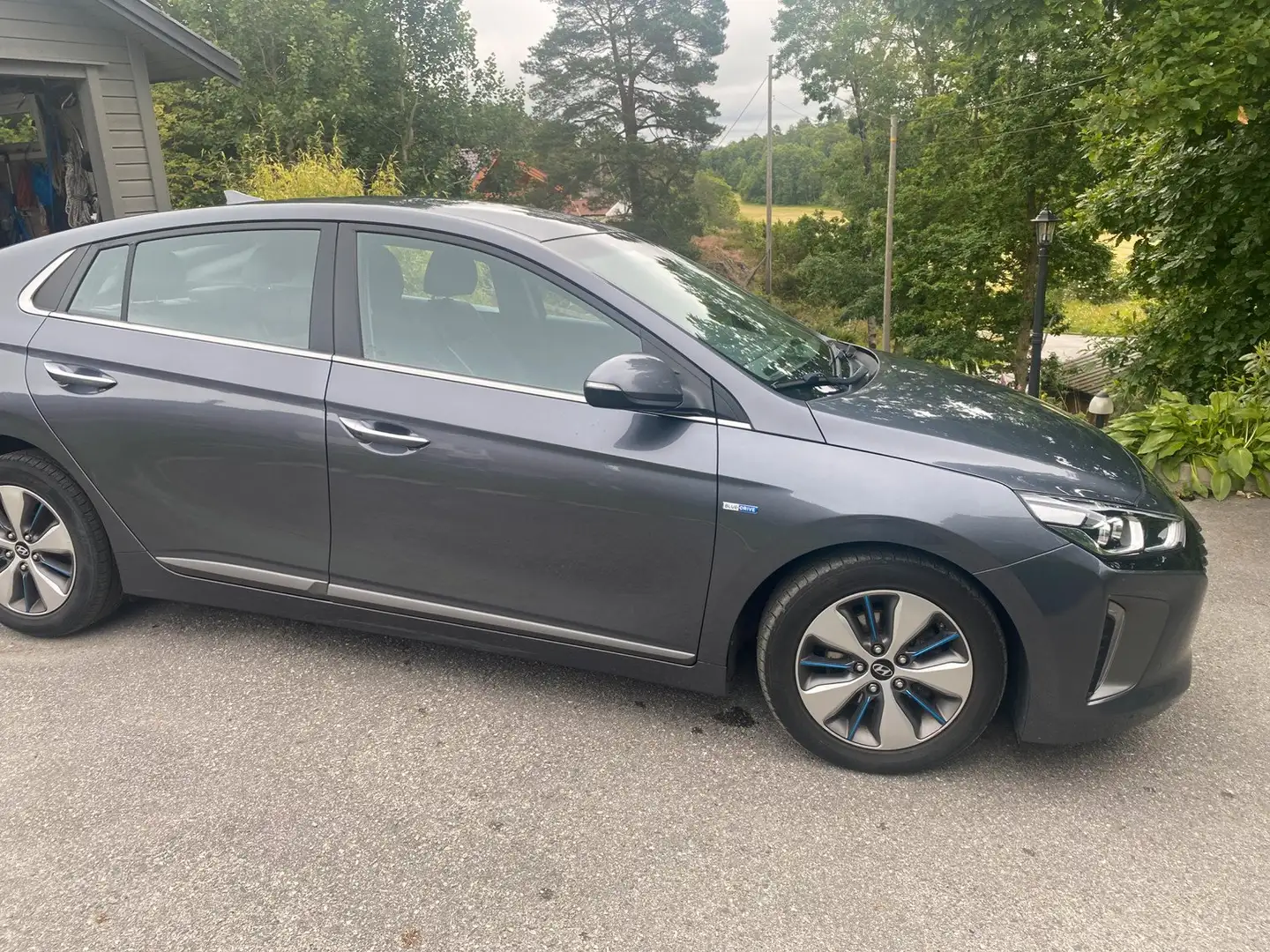 Hyundai IONIQ IONIQ Hybrid 1.6 GDI Trend Gris - 1