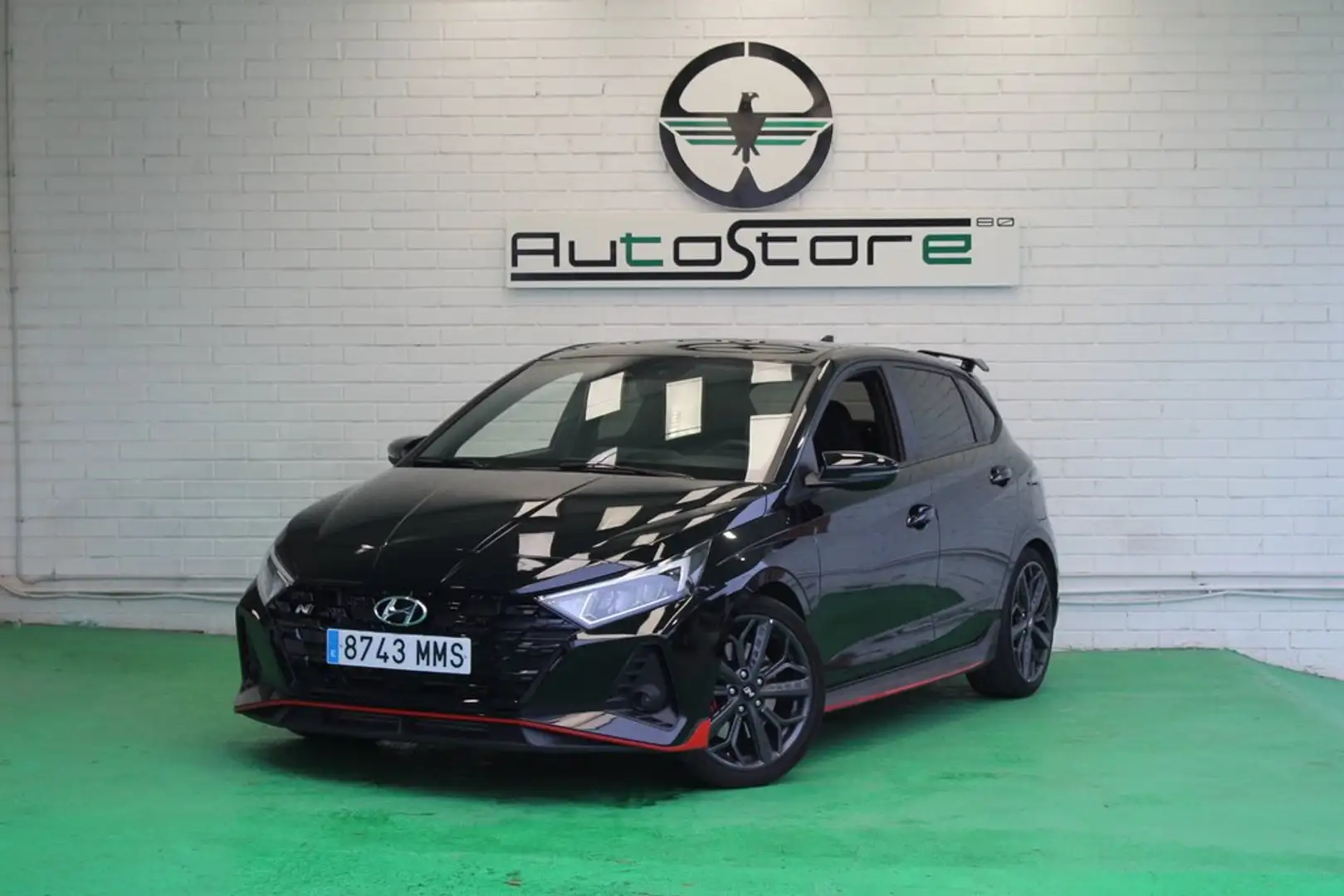 Hyundai i20 1.6T N Schwarz - 1