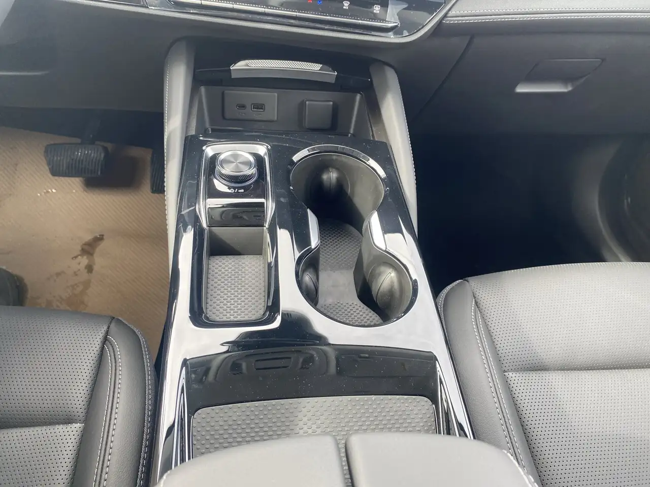 Buick Envision снимка Buick Envision
