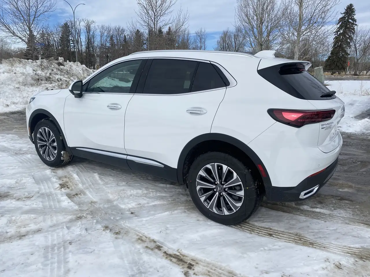 Buick Envision снимка Buick Envision