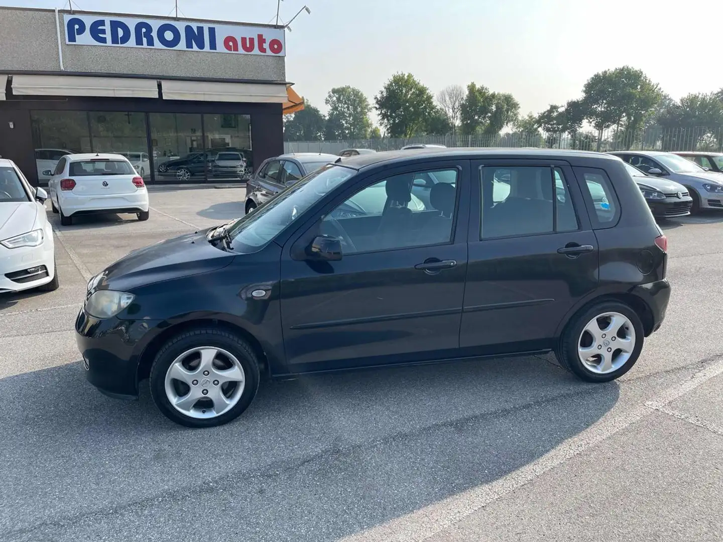 Mazda 2 1.2 16V 5p. GPL/Benzina 75 CV Neopatentati Чорний - 1