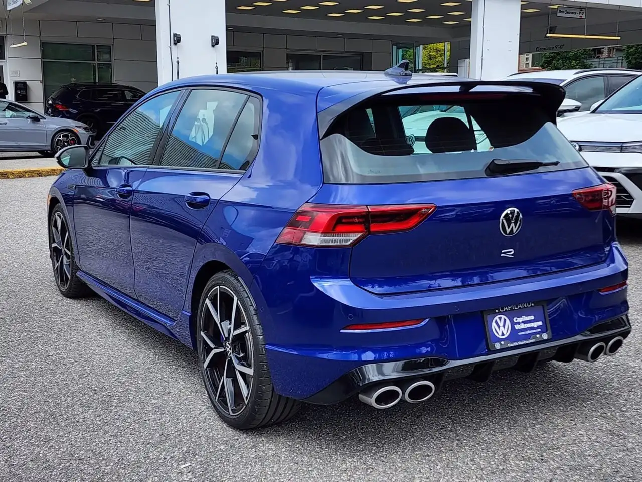 Volkswagen Golf R снимка Volkswagen Golf R