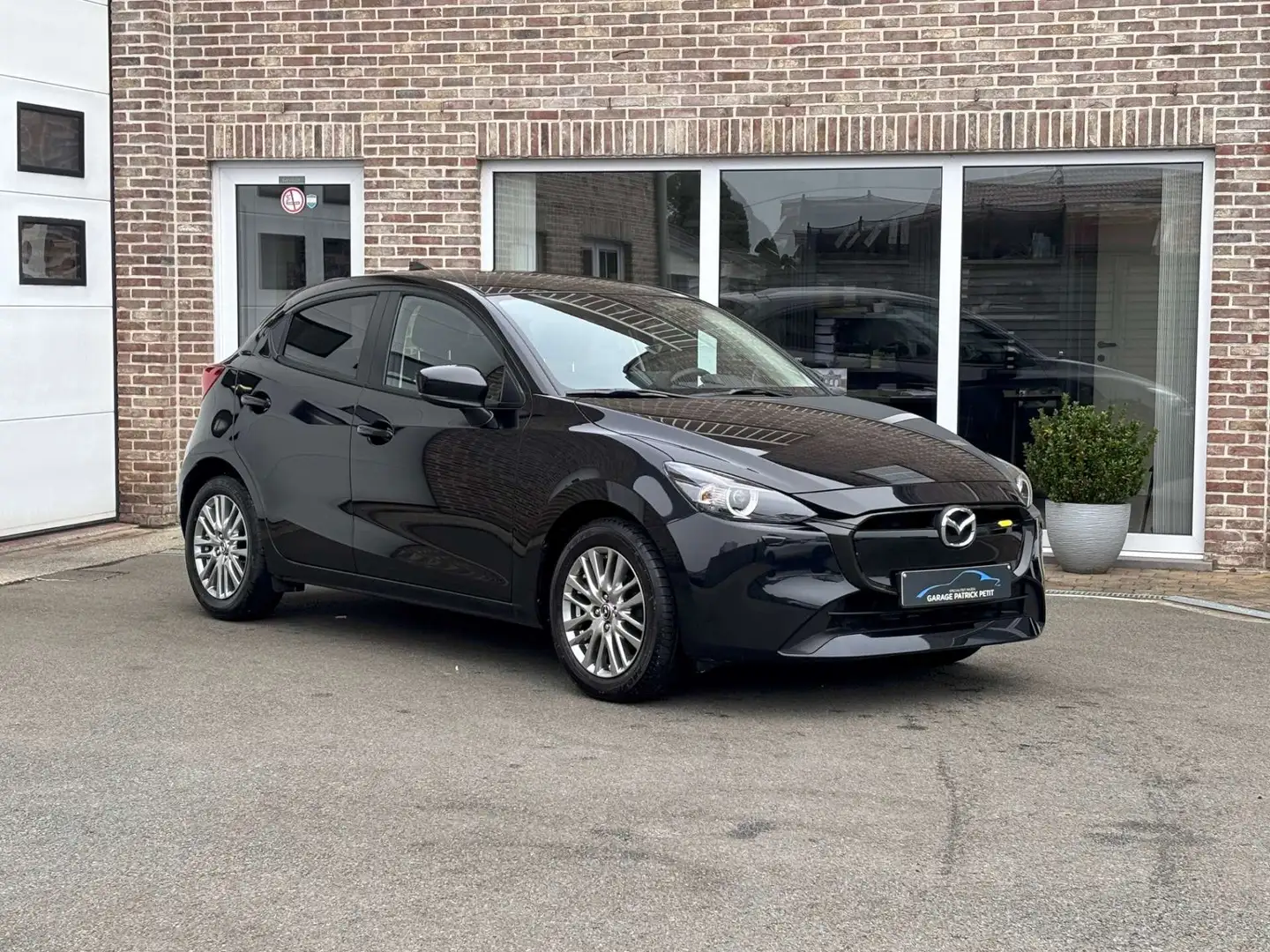 mazda 2