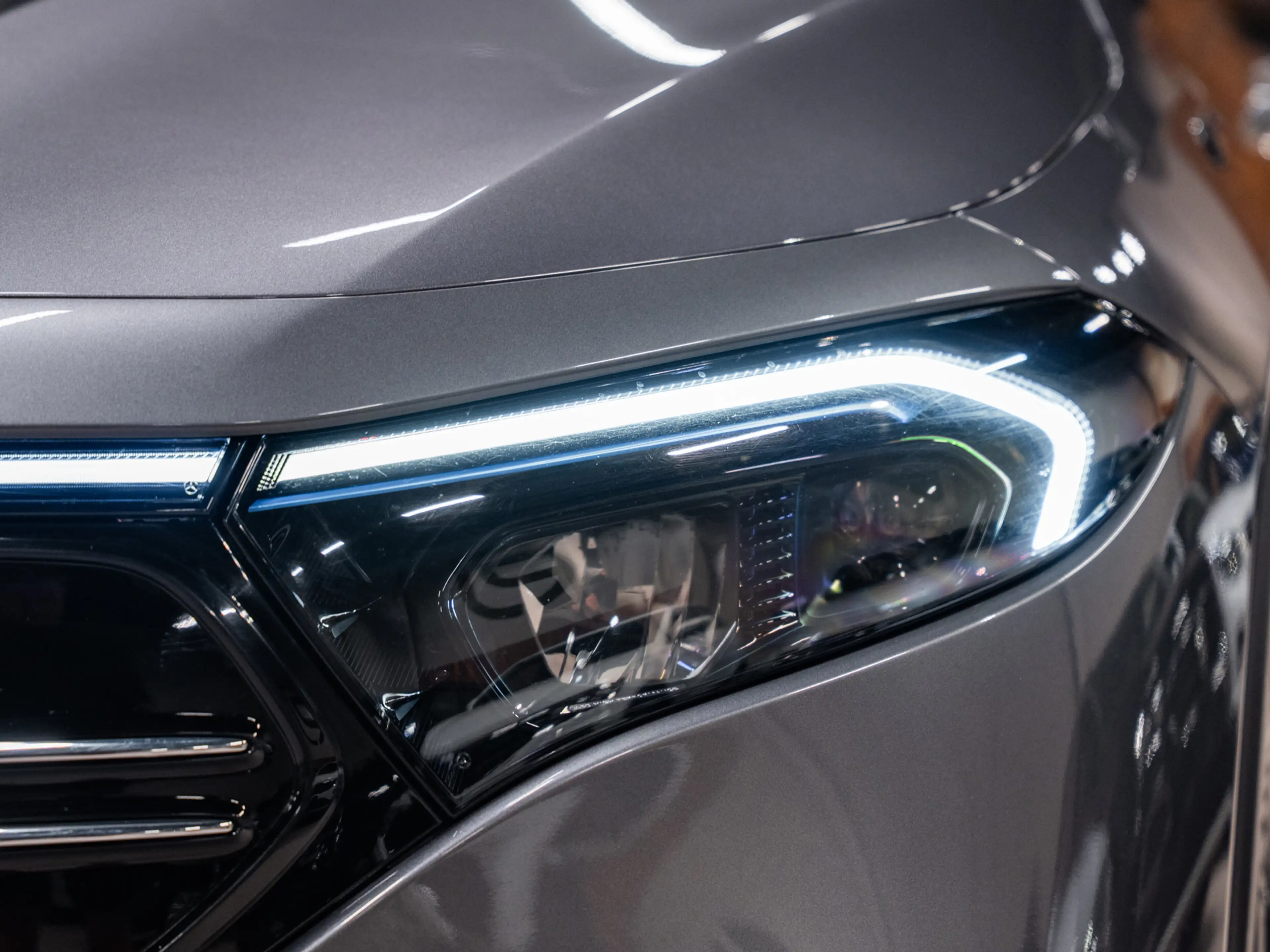 Mercedes-Benz EQB 250 AMG Line 67 kWh, Night Pakket, Wide Screen, Ambiën — photo 10