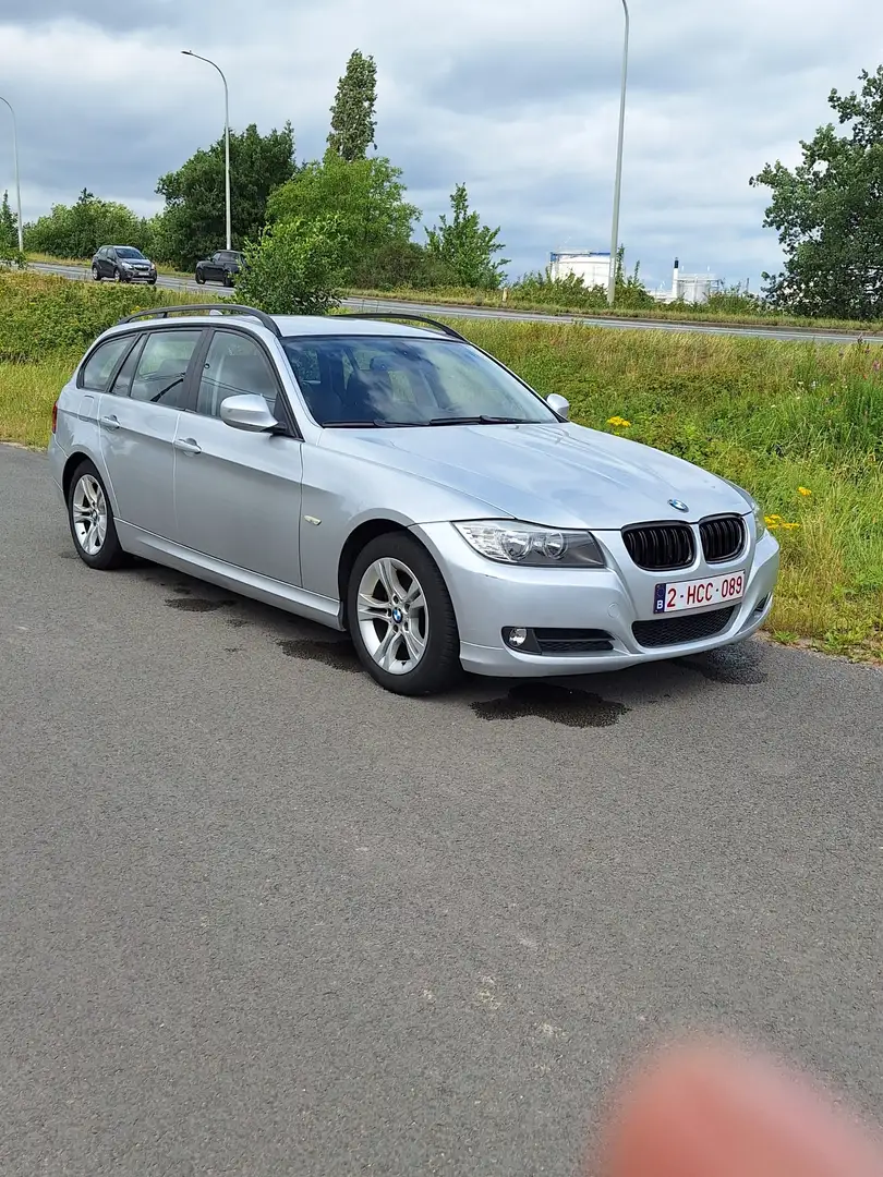 BMW 318 318d DPF Touring - 1