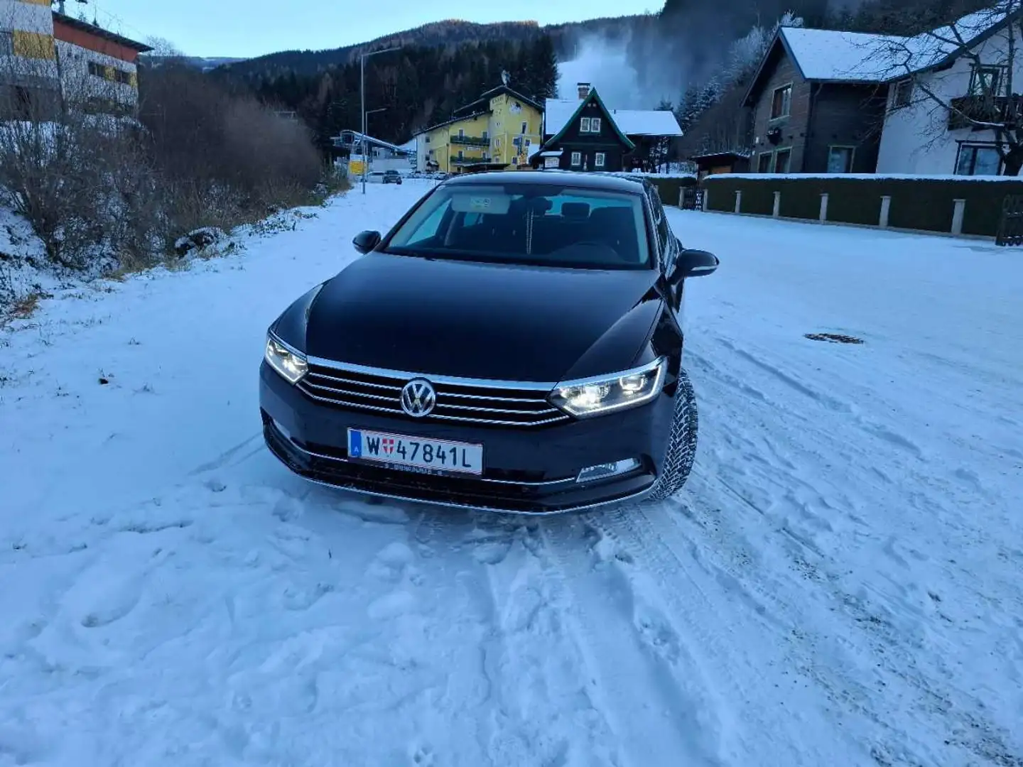 Volkswagen Passat Passat Highline 2,0 TDI SCR Highline Schwarz - 2