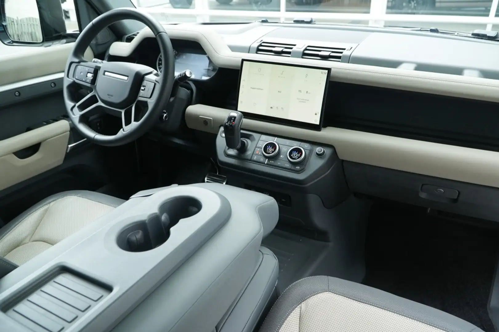 Land Rover Defender 110 2.0 P400e 110 X I 6 Persoons I Pano I Trekhaak Gris - 2