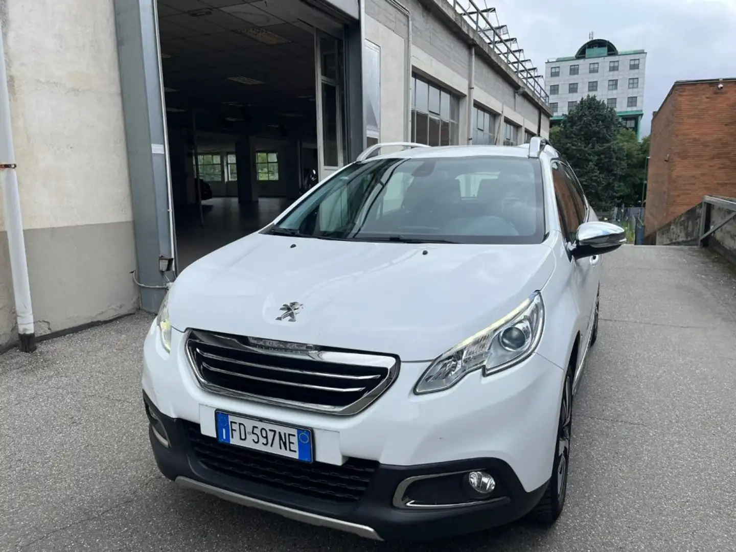 Peugeot 2008 1° serie PureTech Turbo 110 S&S Allure Blanco - 1