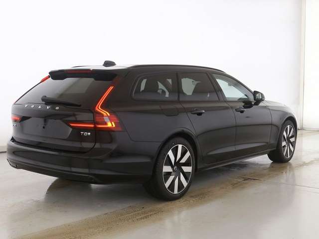 Volvo V90 T8 Ultra Dark Recharge Plug-In Hybrid AWD