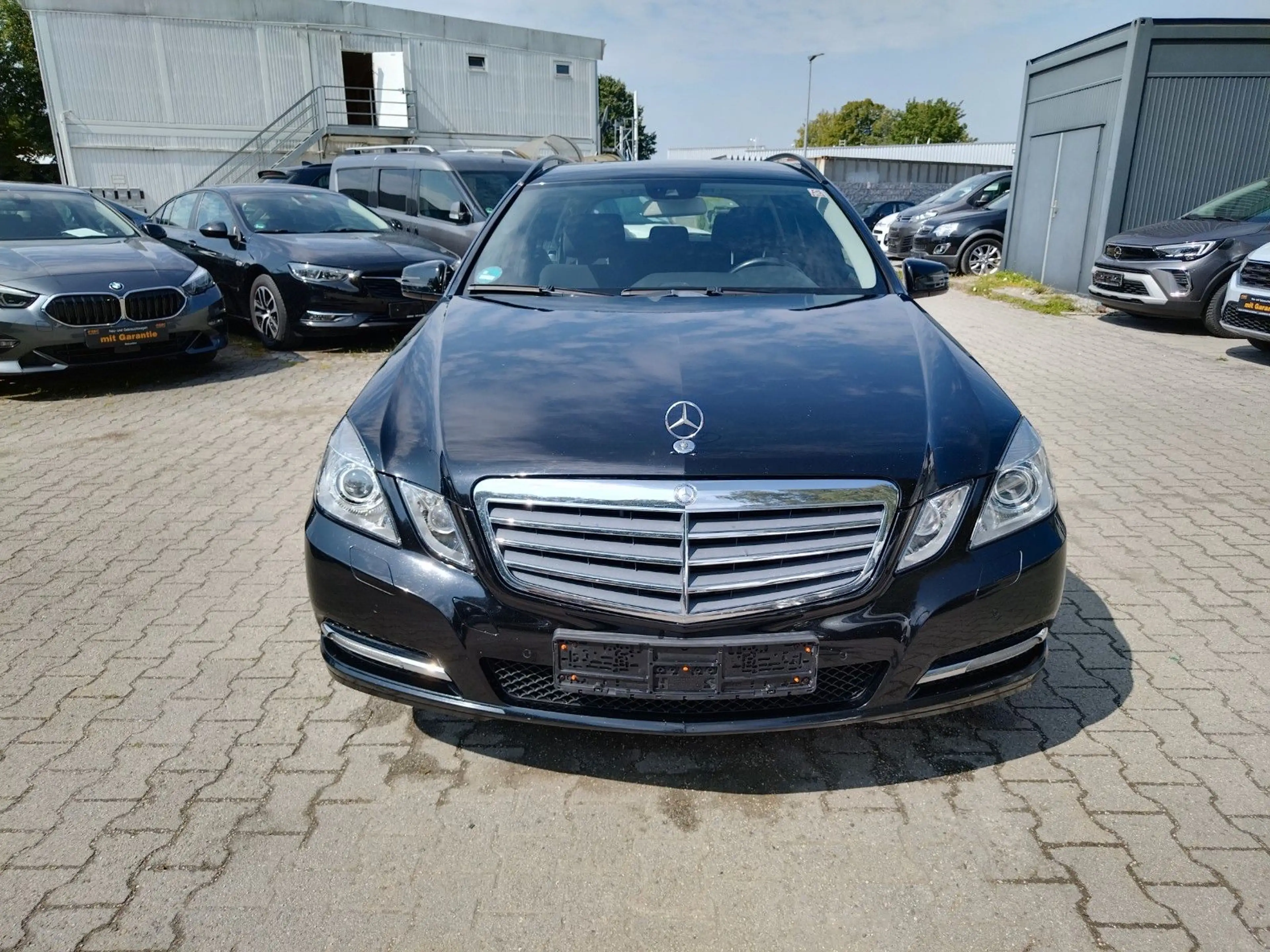 Mercedes-Benz E 220 E T-Modell E 220 CDI BlueEfficiency — photo 2