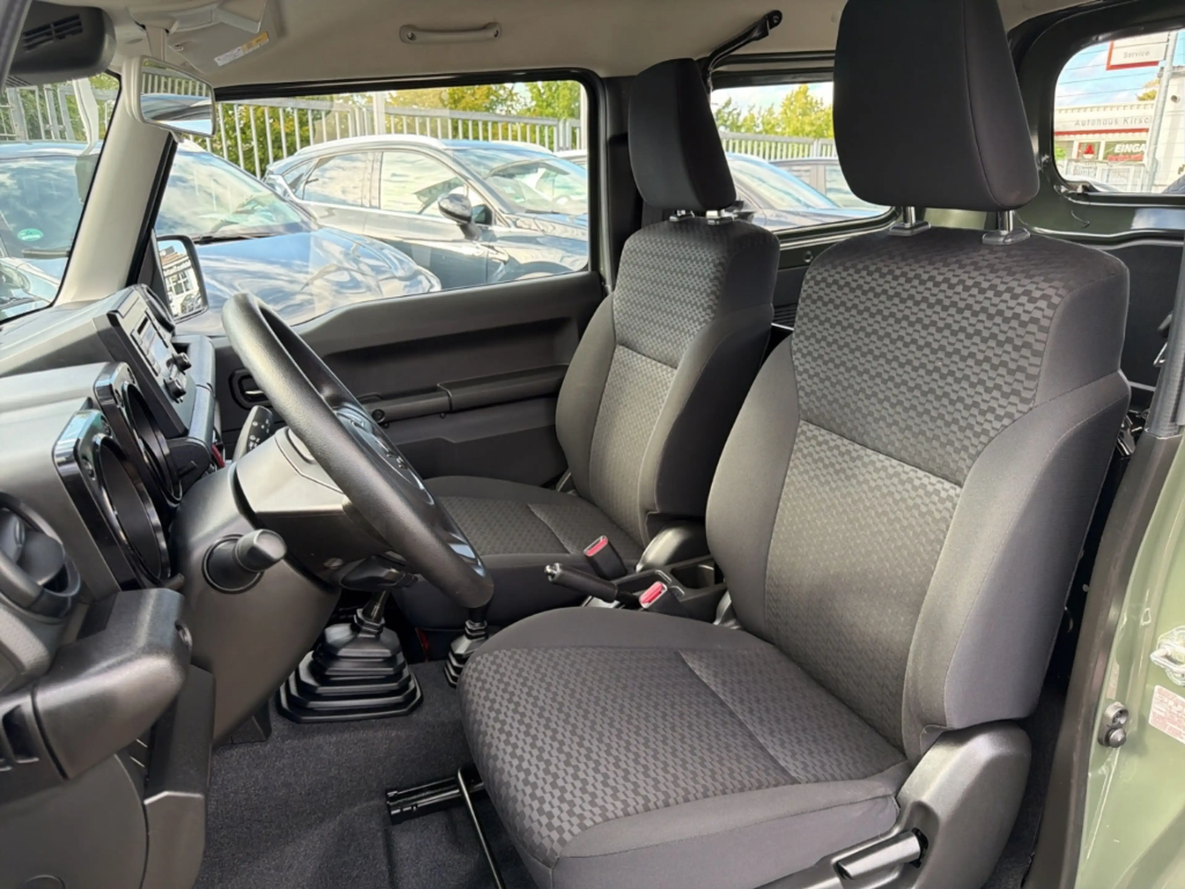Suzuki Jimny Comfort Allgrip NFZ 1.5 Leiter Gepäckträger — photo 7