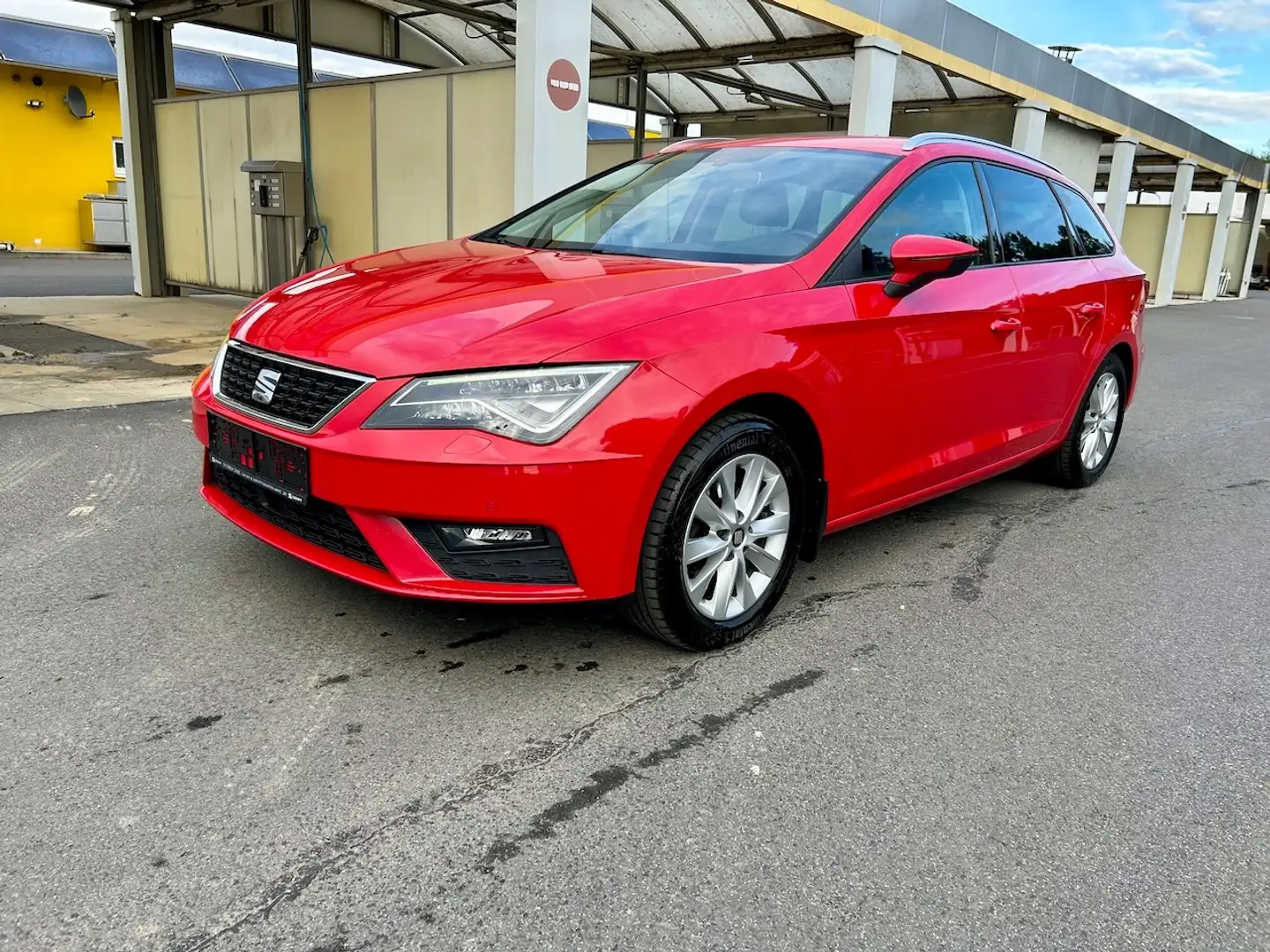 SEAT Leon Style 1,6 TDI ST *1. Besitz* Rouge - 1