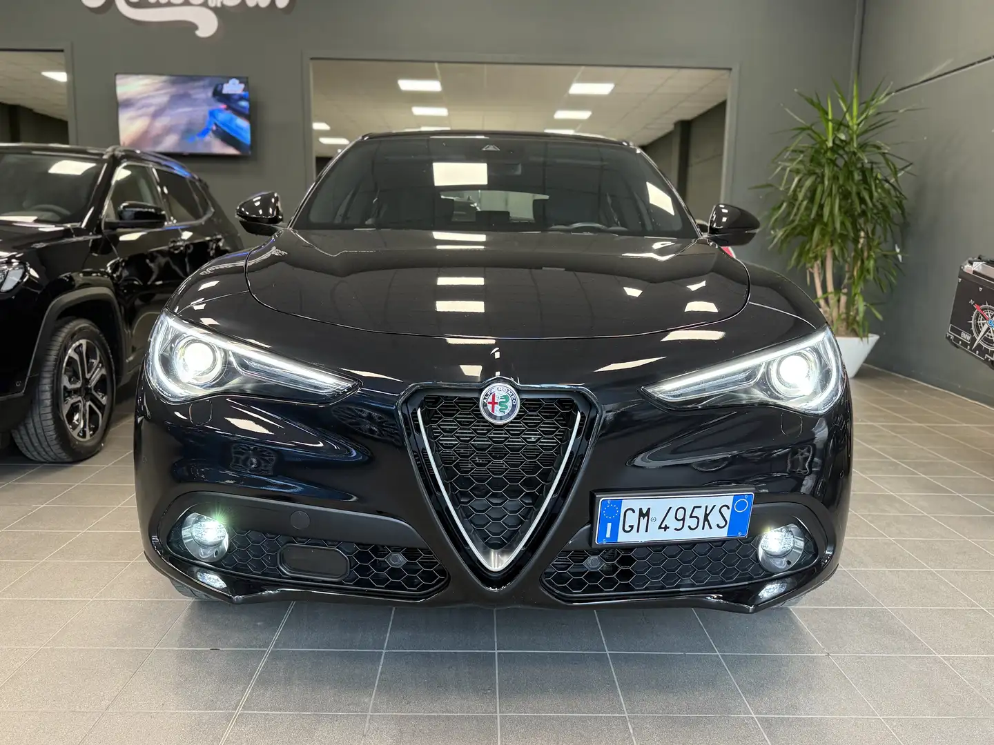 Alfa Romeo Stelvio 2.2 t Super Business Q4 190cv auto Zwart - 2
