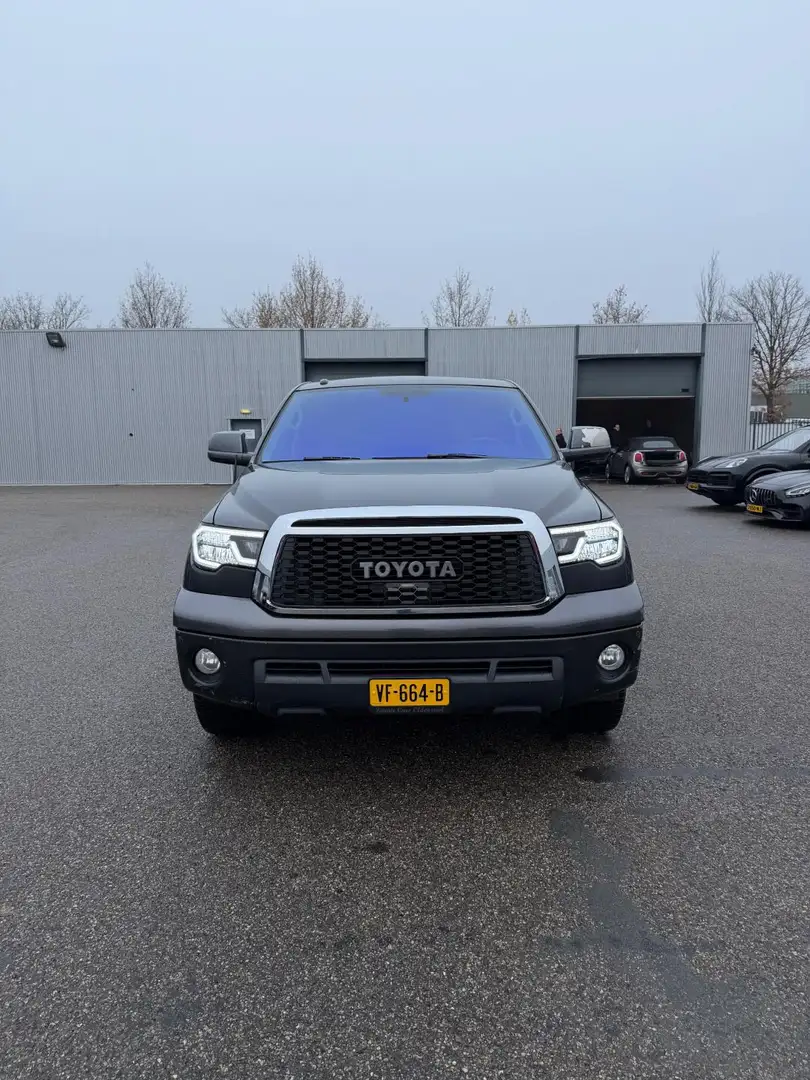 Toyota Tundra 5.7 V8 Double Cab | Pano | Led | Navi | GrijsKente siva - 2