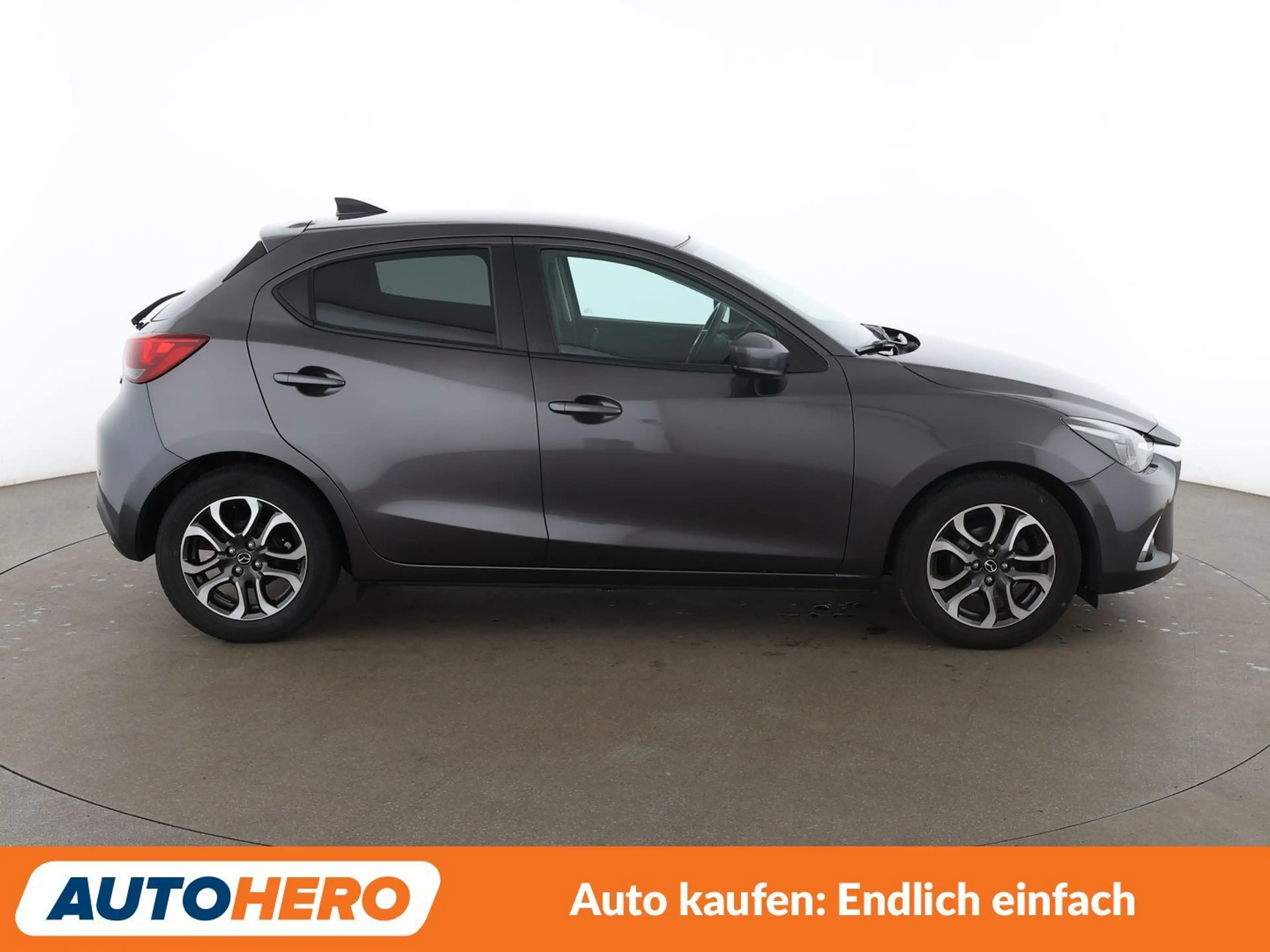 Mazda 2 1.5 Sports-Line*NAVI*LED*TEMPO*PDC*SHZ*KLIMA* — photo 7