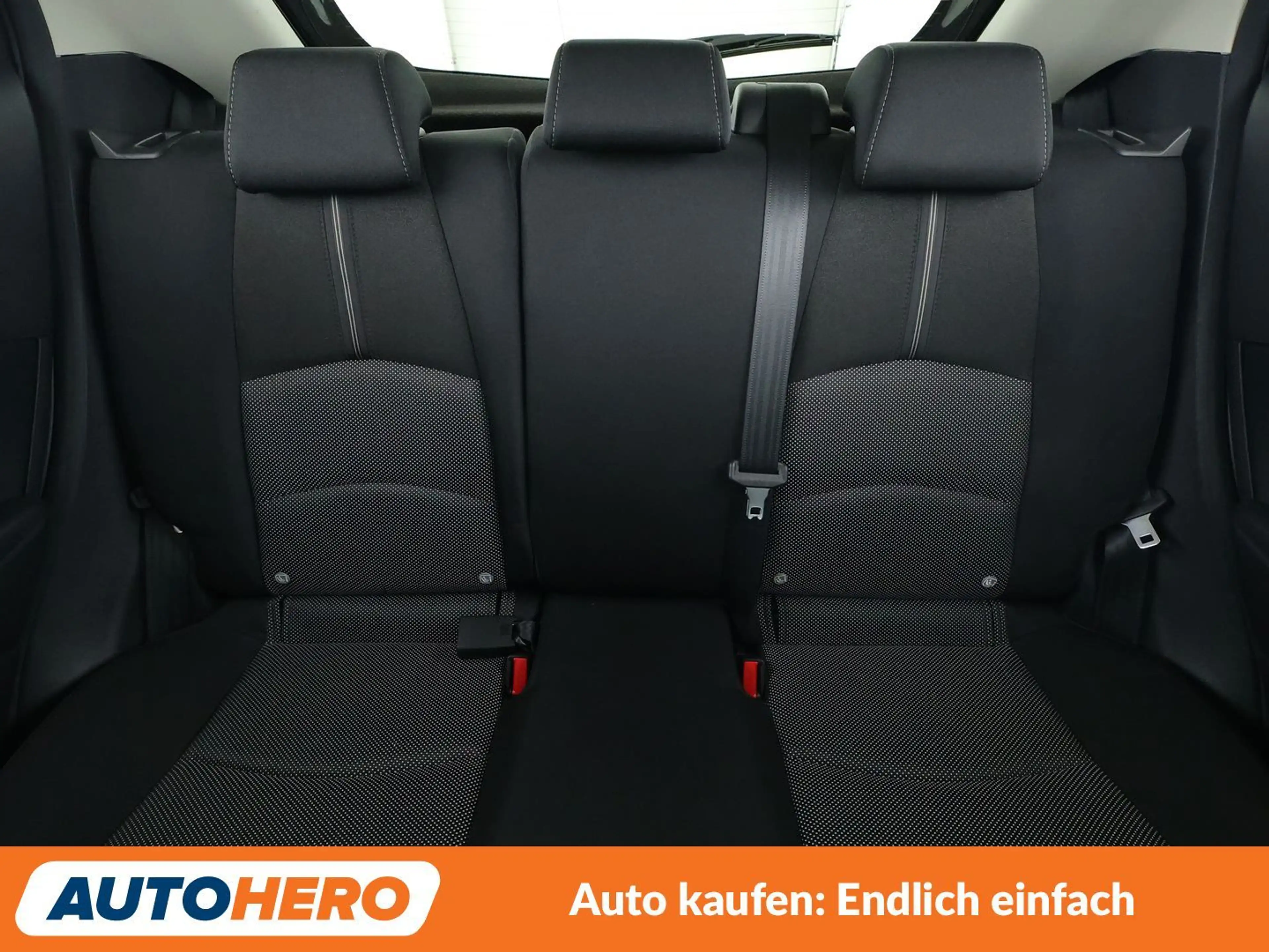 Mazda 2 1.5 Sports-Line*NAVI*LED*TEMPO*PDC*SHZ*KLIMA* — photo 11