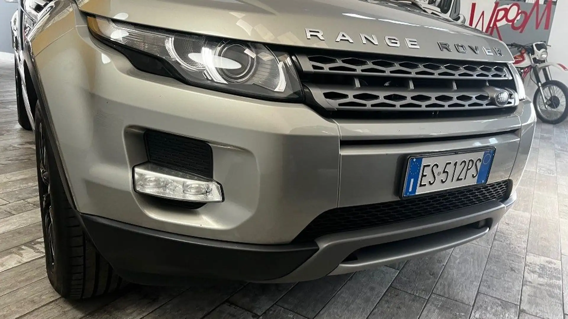 Land Rover Range Rover Evoque 2.2 Sd4 5p. Prestige Grigio - 2
